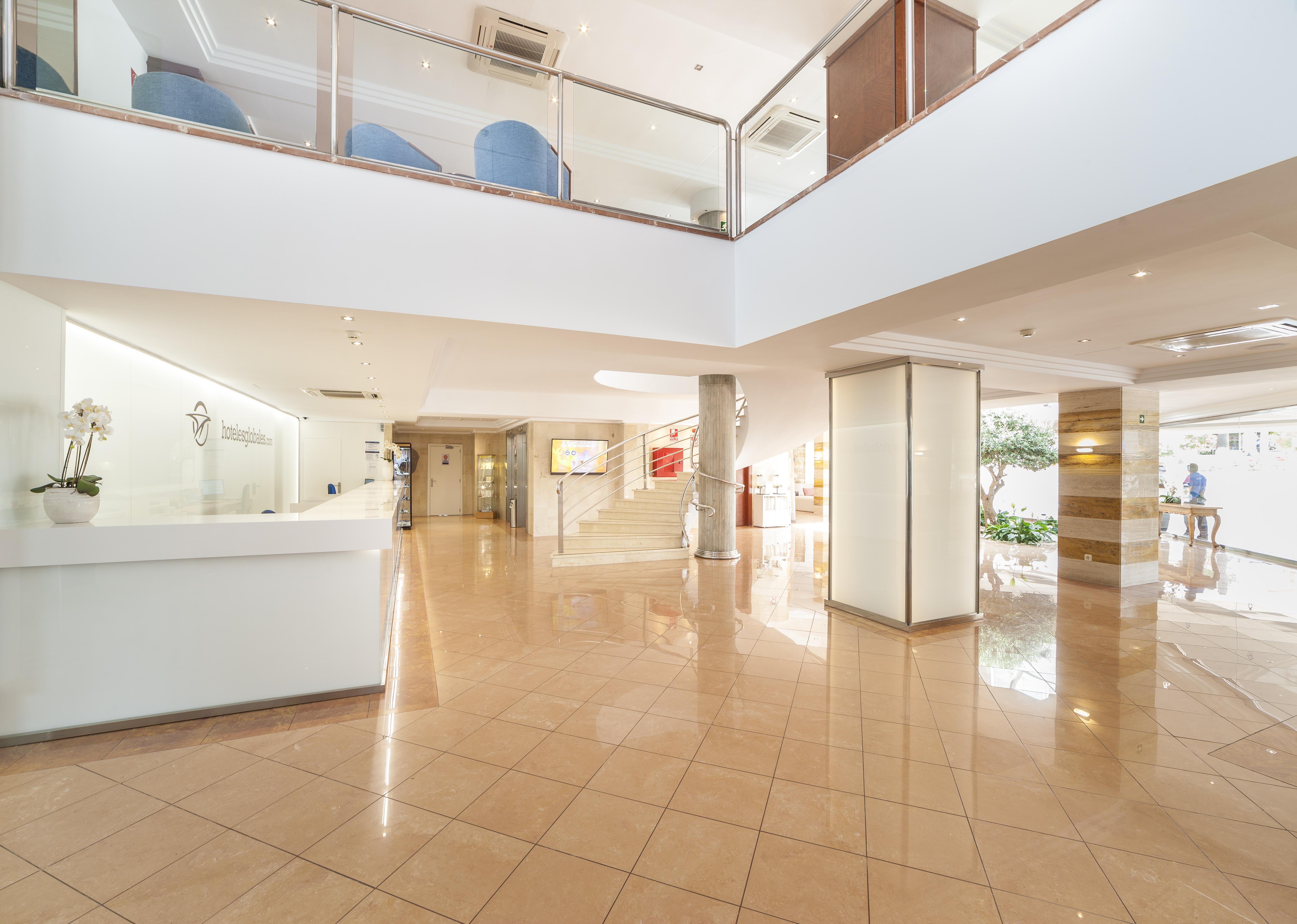 Globales Samoa Hotel Calas de Mallorca Exterior photo