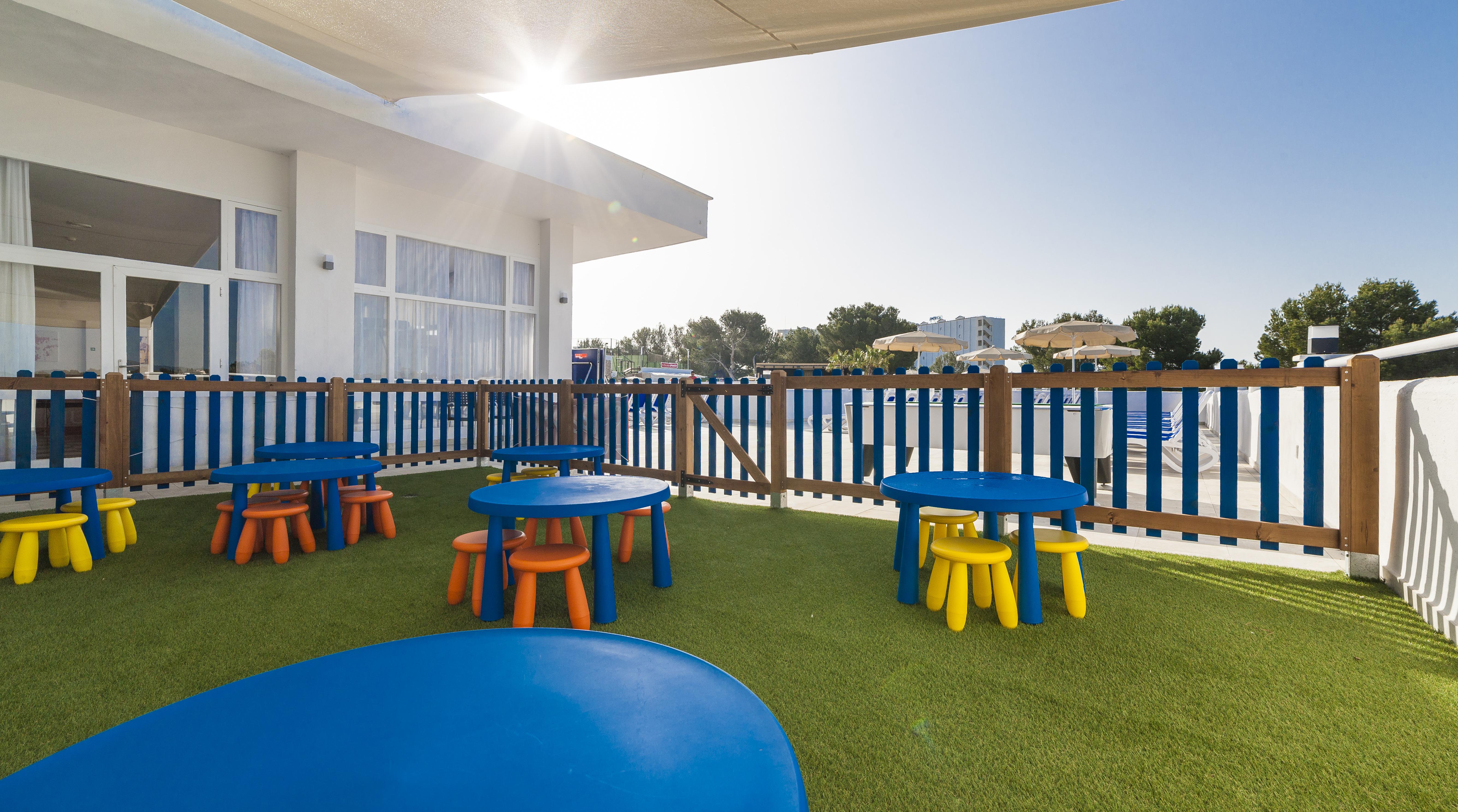 Globales Samoa Hotel Calas de Mallorca Exterior photo