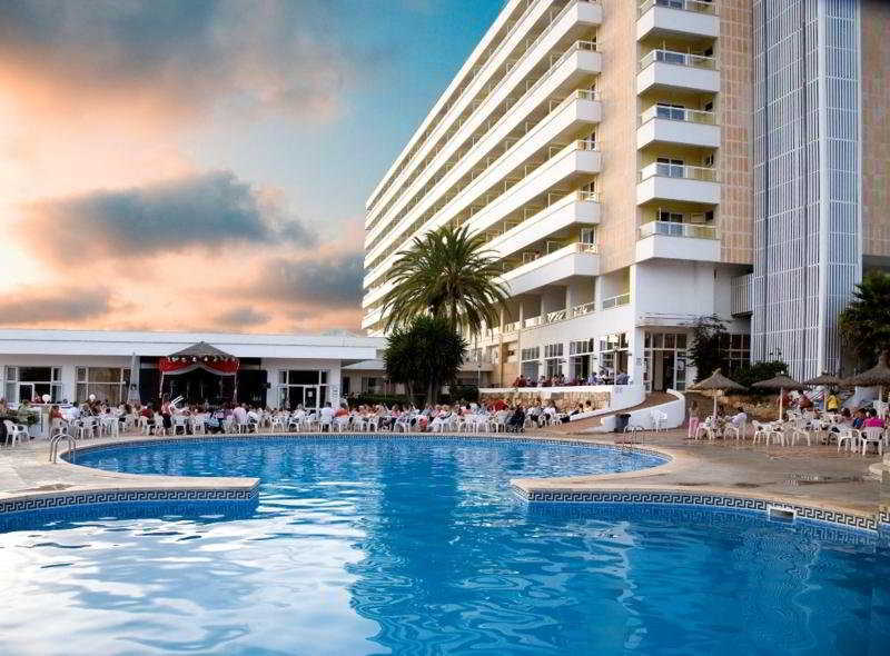 Globales Samoa Hotel Calas de Mallorca Facilities photo